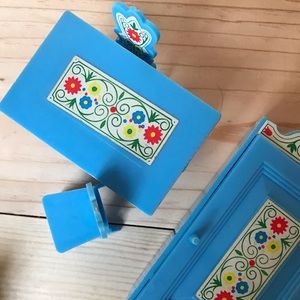 Vintage doll house furniture assortment